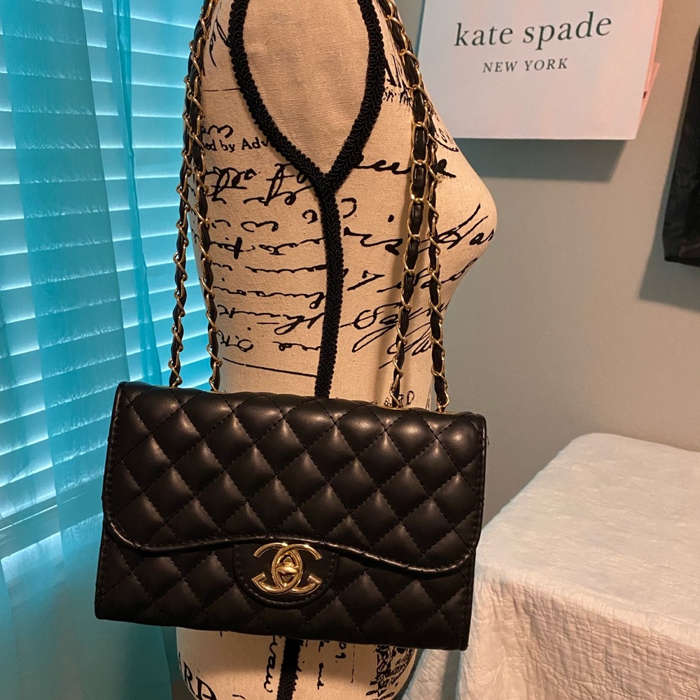 Black Quilted Gucci-like Handbag